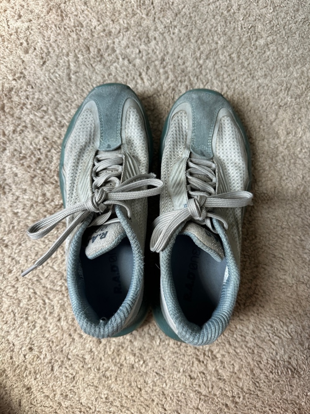 R.A.D. Global Men's 5.5 Women’s 7 Light Blue-Grey Suede V1 Trainers